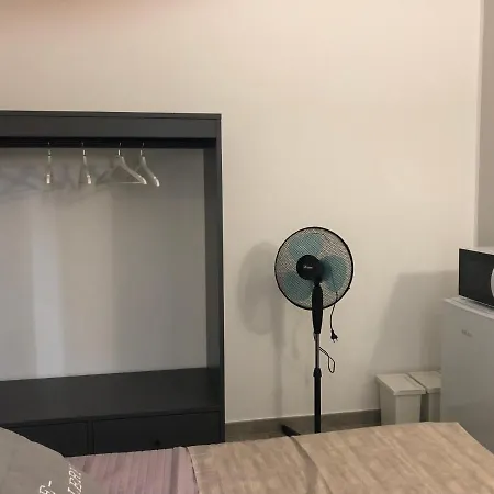 Marconi 11 Πανσιόν *