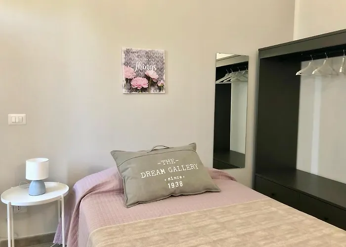 Marconi 11 Πανσιόν