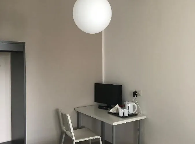 Marconi 11 Πανσιόν